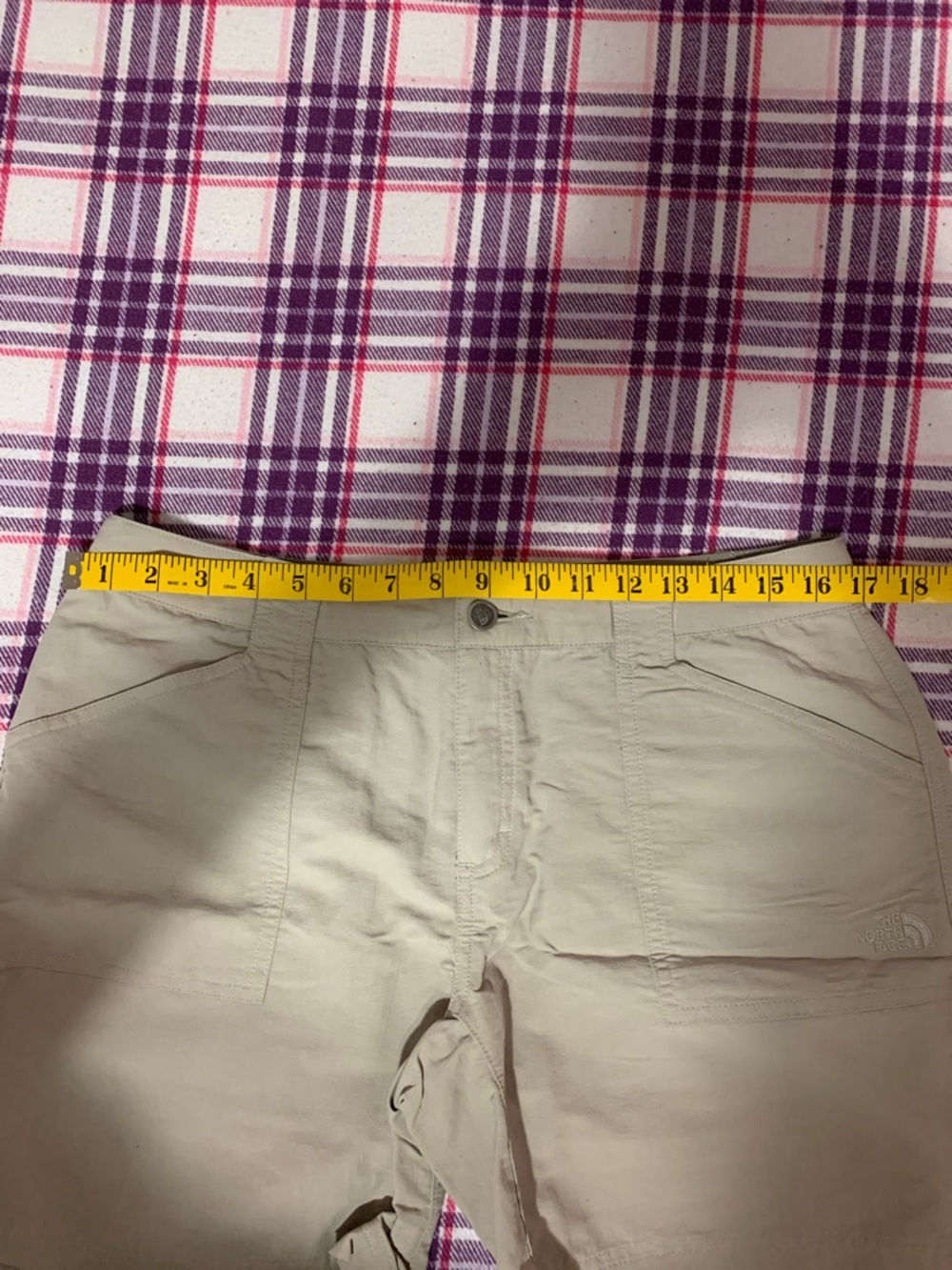 The north face shorts - Picture 8 of 11